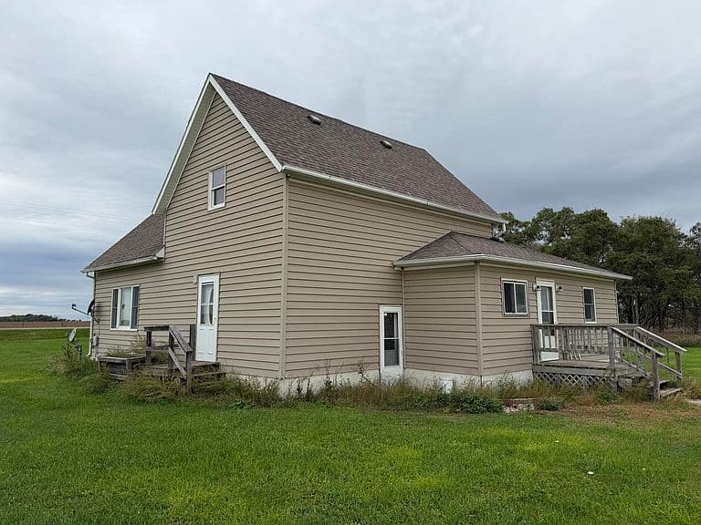 21714 392nd Ave photo 2