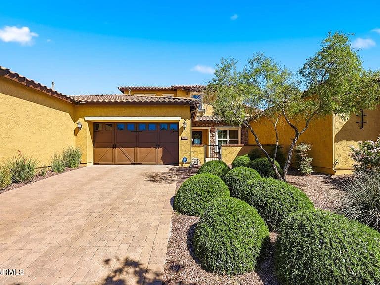 3641 N HOOPER Court photo 3