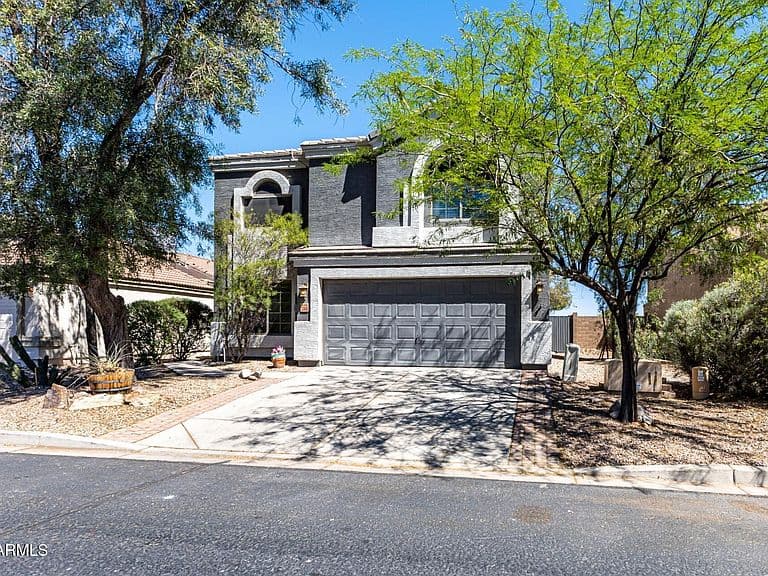 23649 N DESERT Drive photo 4