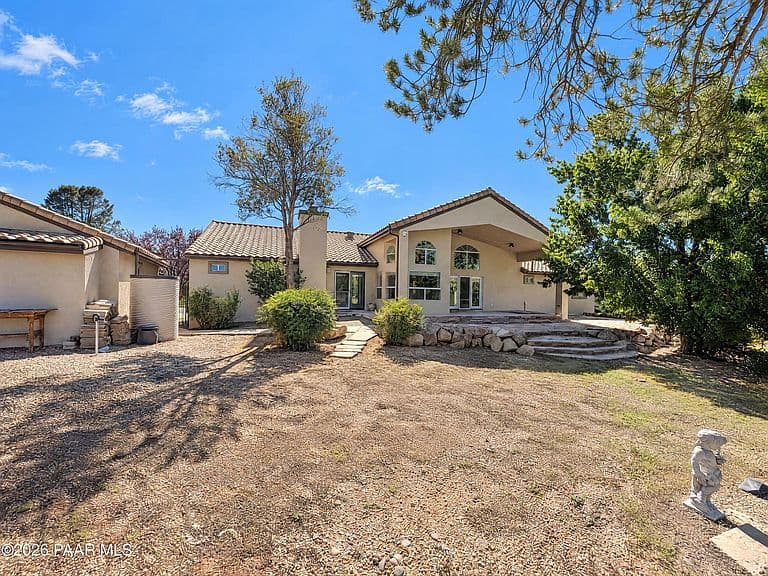 3320 Charla Dr photo 5