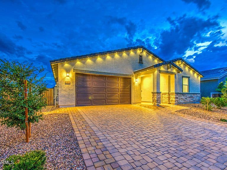 4811 W HUNTER Trail photo 1