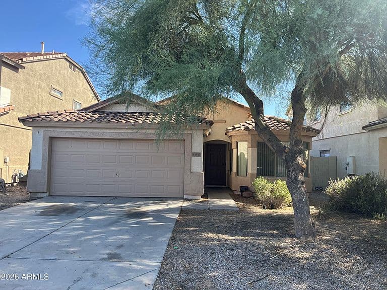 45543 W TULIP Lane photo 1