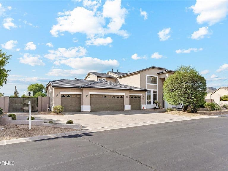 8120 E KRAMER Street photo 1