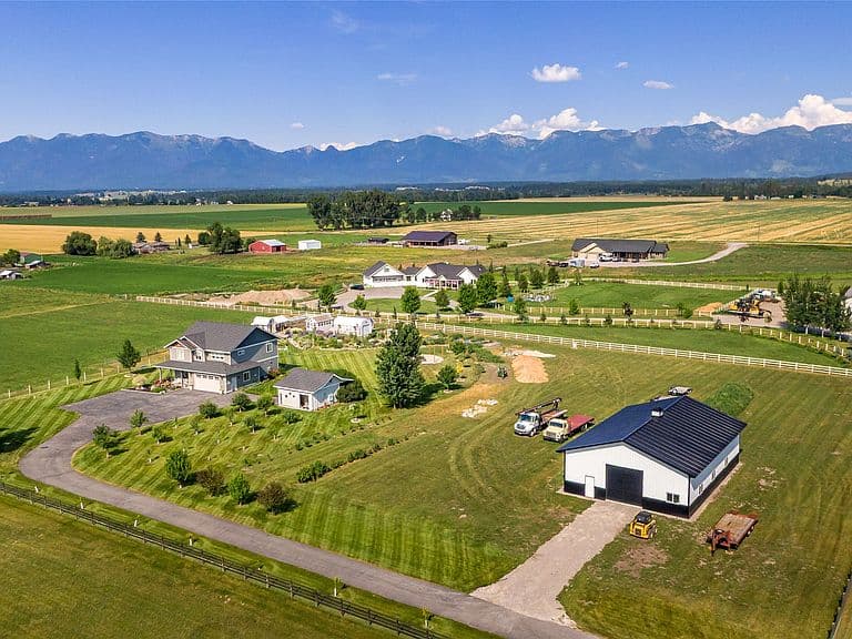 1185 Majestic View Ln photo 3