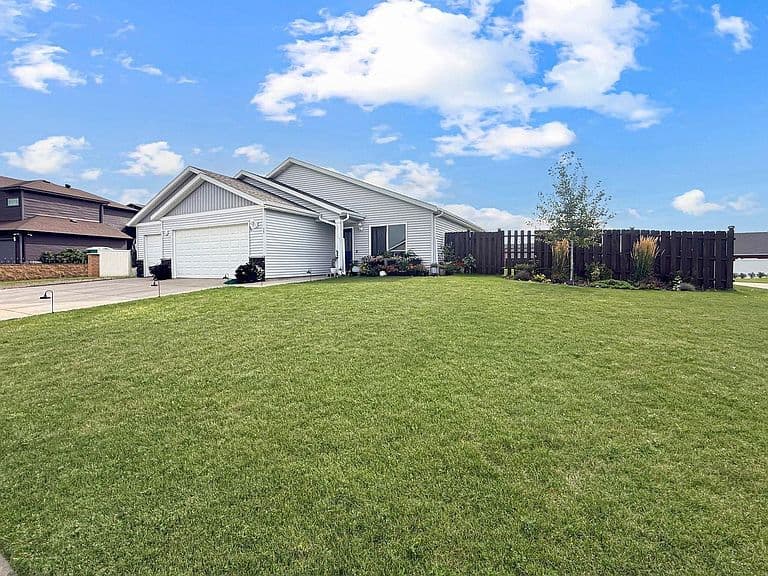 45 Olive Tree Cir NE photo 2