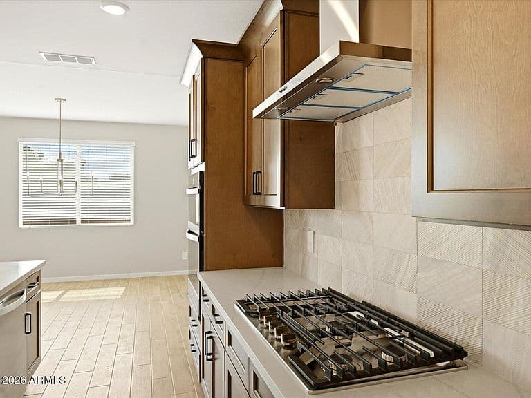1027 W Haynes Way photo 3