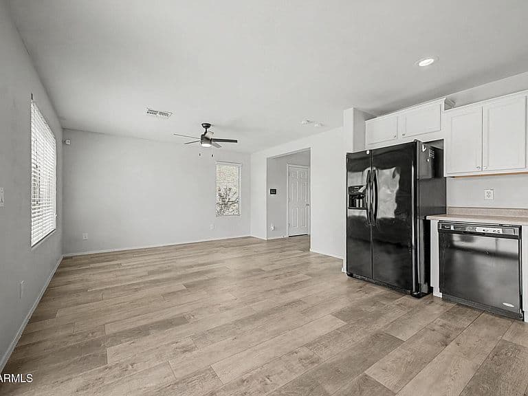 2542 N PALO VERDE Drive photo 5