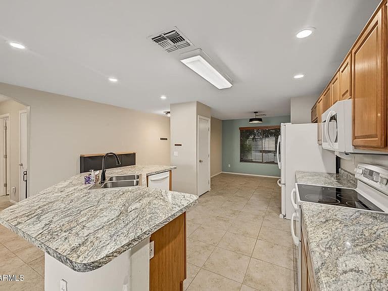 11166 W MOUNTAIN VIEW Drive photo 3