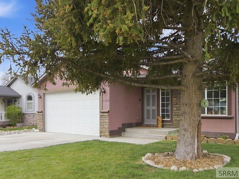 3789 Jason Ave photo 3