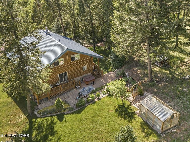 54 Redwood Rd photo 4