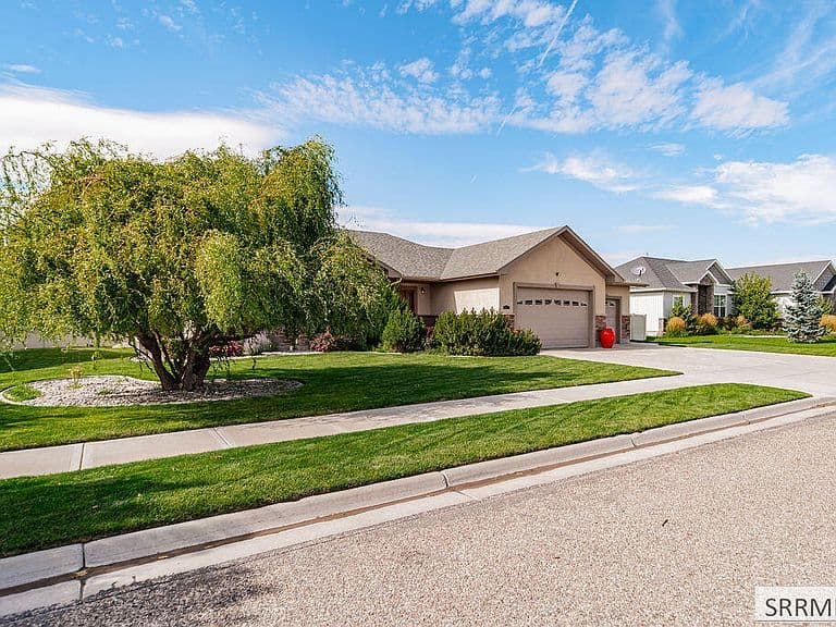 5119 Pevero Dr photo 3