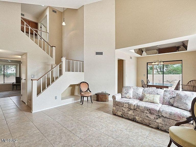 9881 E Sabrena Ln photo 5