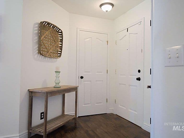 2509 N Archery Way photo 4