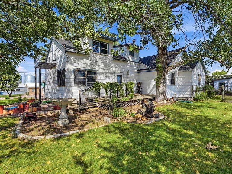 318 W 4th Ave photo 3