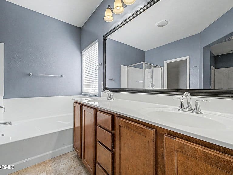 37936 W SAN CAPISTRANO Avenue photo 5