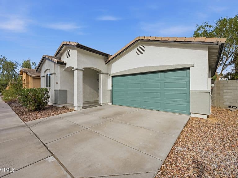 7505 S 27TH Way photo 2