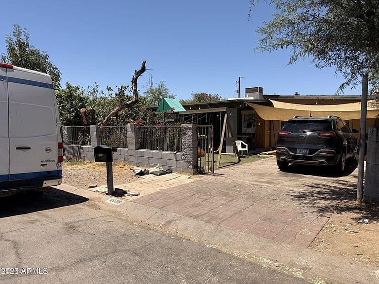 4030 W MARICOPA Street photo 2