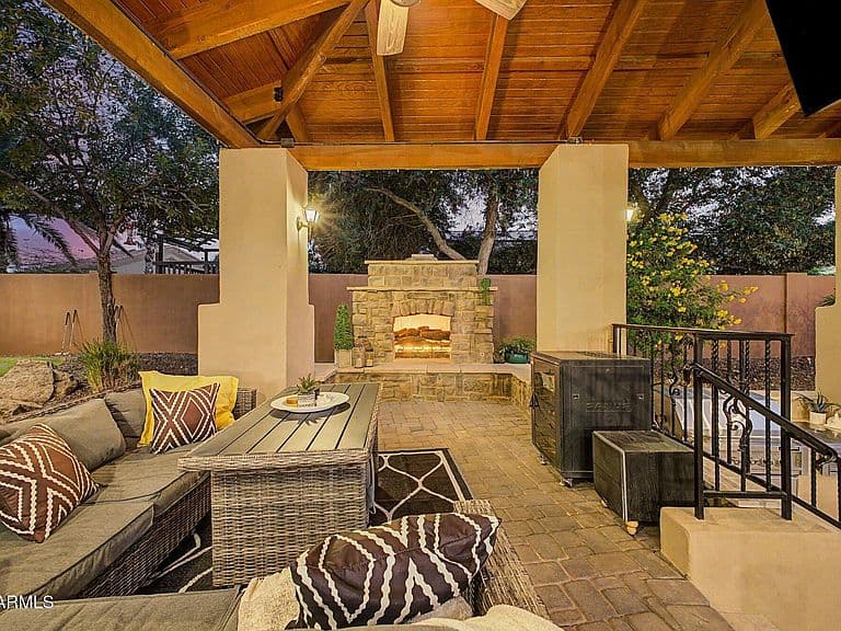 11627 E REGAL Court photo 3