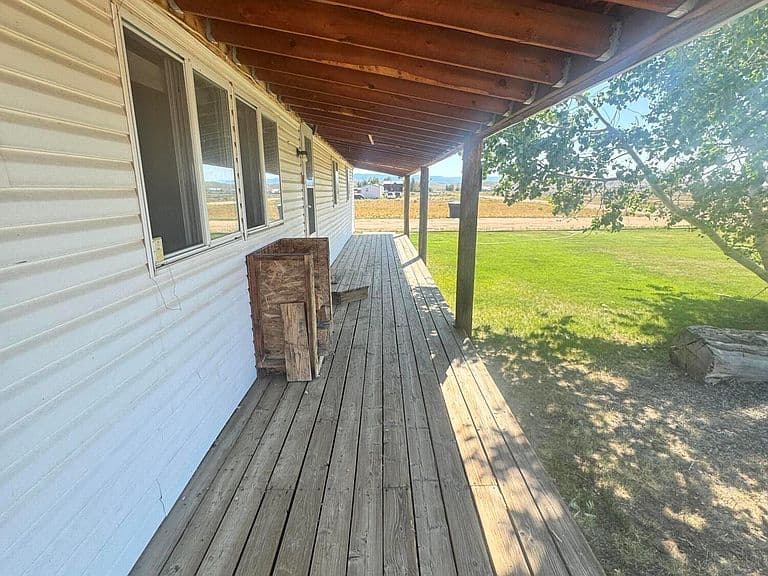 19 Sandy Ln photo 4