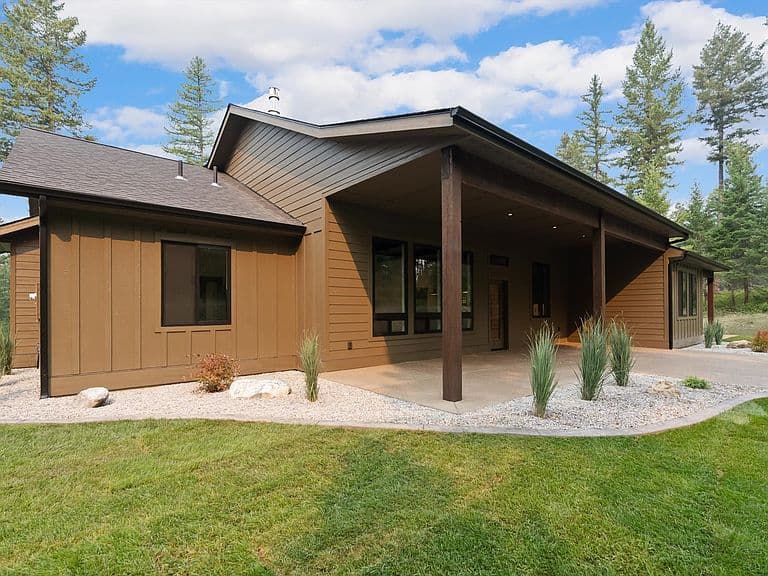 1557 Whitefish Village Dr photo 5