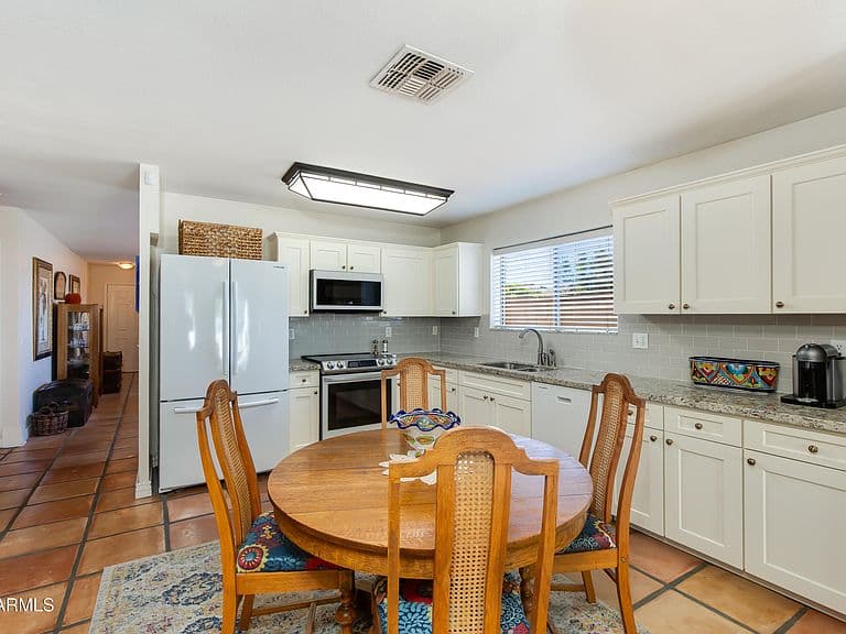 2610 W ROMLEY Road photo 5