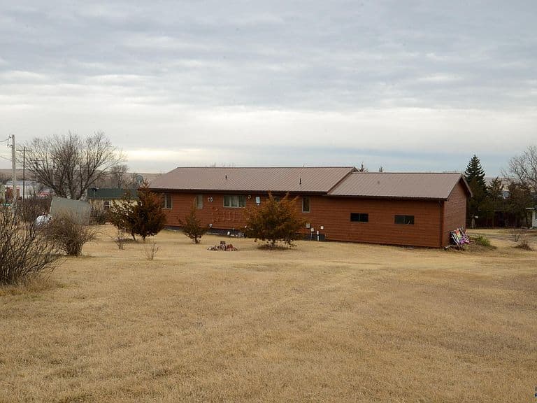 214 N Cedar Ave photo 3
