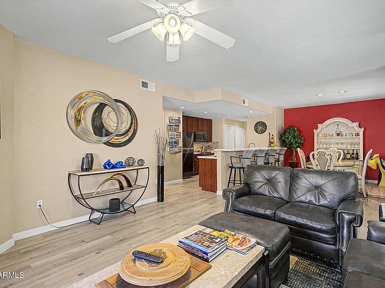 705 W QUEEN CREEK Road #1097 photo 4