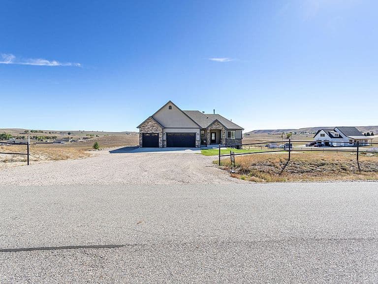 31 Sand Creek Dr photo 3