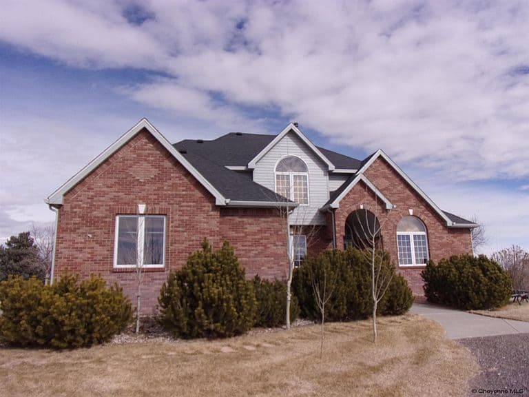 6704 Foxglove Dr photo 1