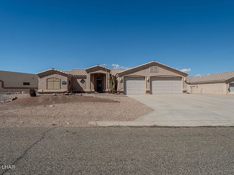 1311 Aviation Dr photo 5