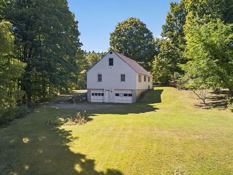 454 E Dunbarton Road photo 3