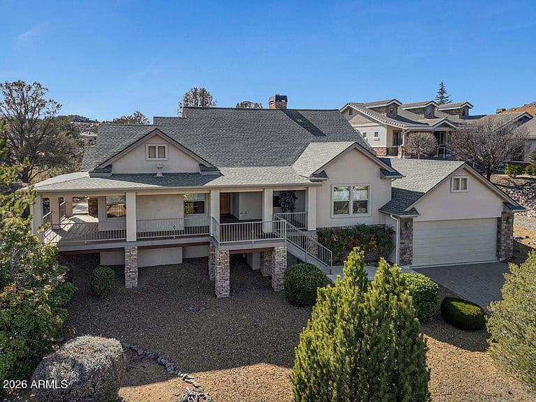 253 THOROUGHBRED Drive photo 1