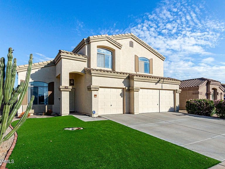 10536 W MAGNOLIA Street photo 1