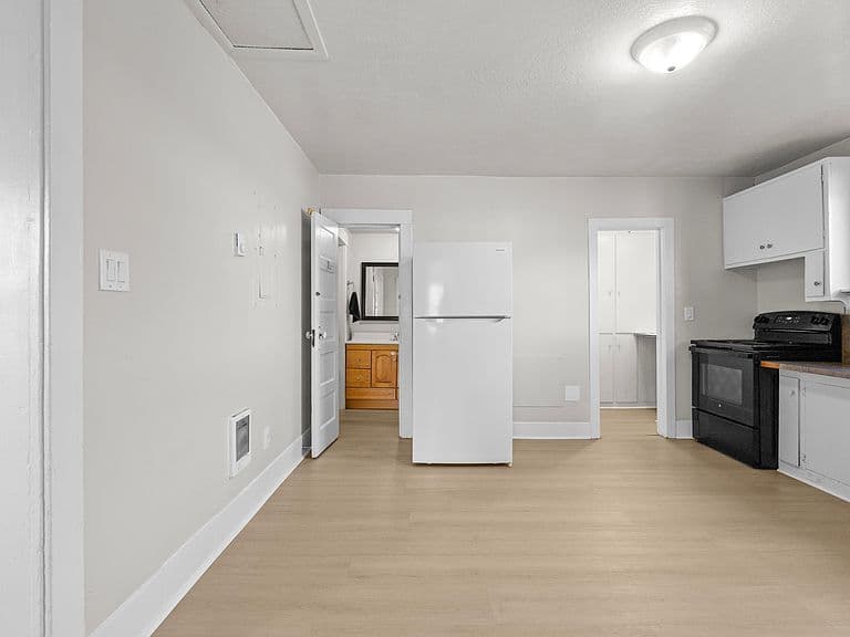 497 1 W photo 5