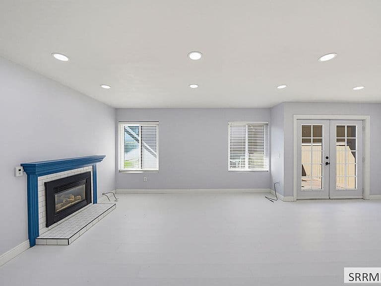 1405 Presto St APT 6 photo 5