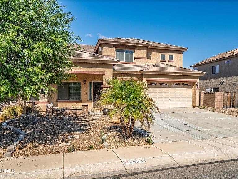 44534 W VINEYARD Street photo 1