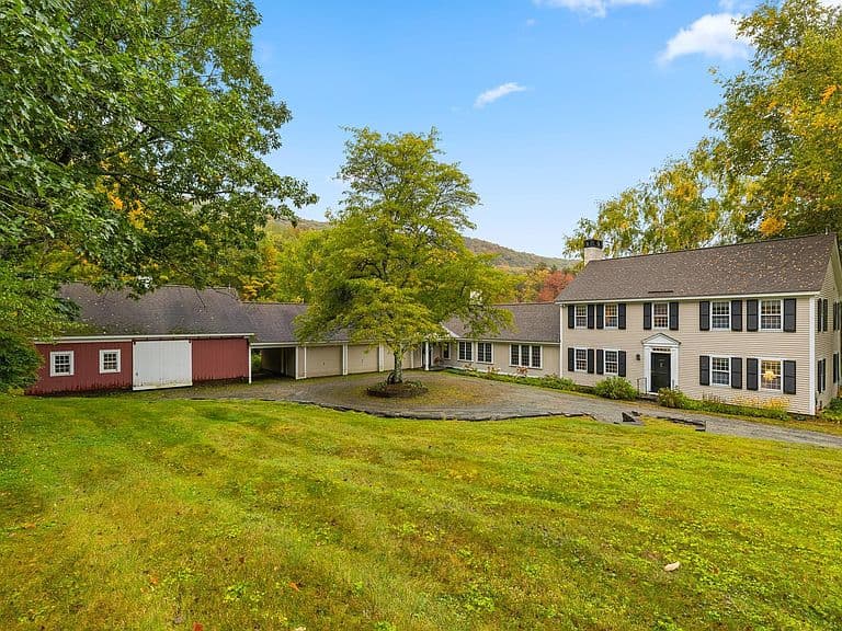 2687 Garvin Hill Road photo 1
