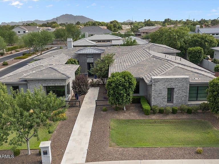 2675 E HUMMINGBIRD Way photo 1