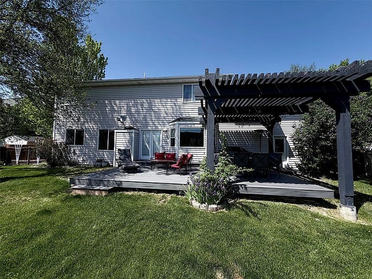 14 Velva Dr photo 4