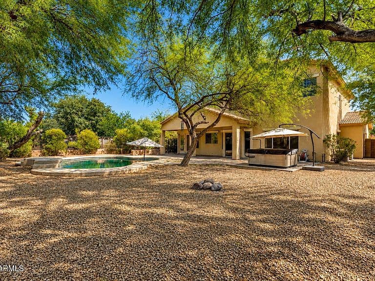 21144 E SADDLE Way photo 4