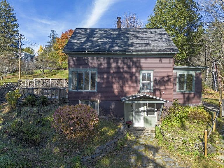 15 Merrill Terrace photo 4