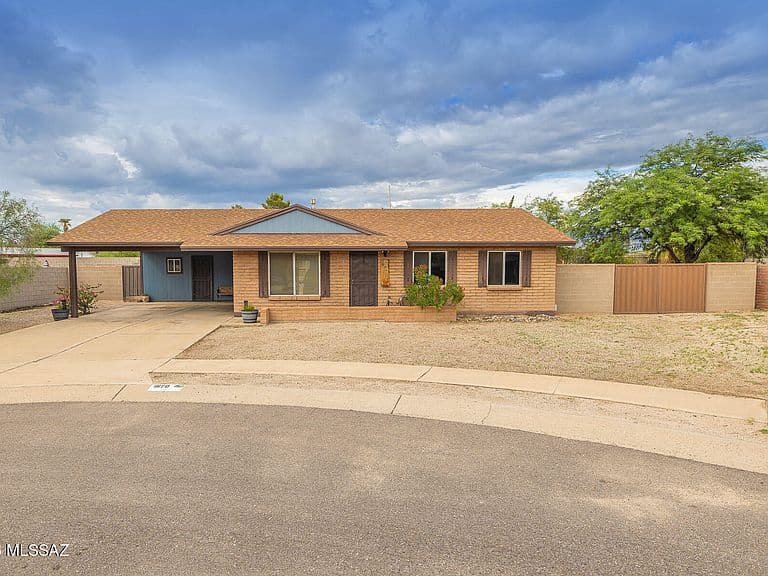 9170 N Rock Dove Pl photo 1