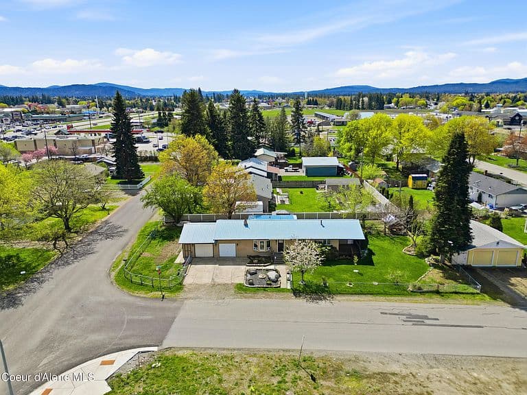 468 W Helen Ave photo 5