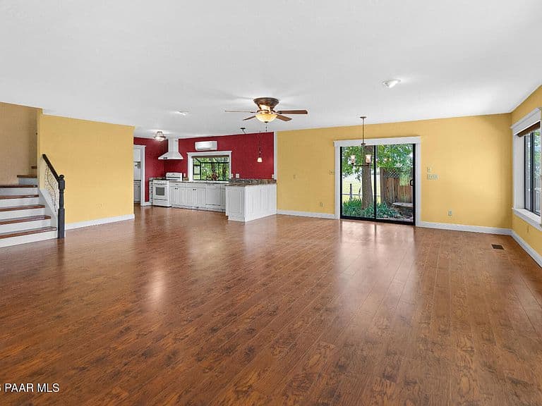 12070 W Kelton Ln photo 3