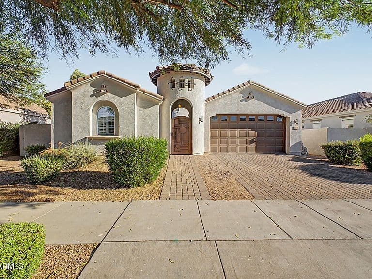 22241 E CHERRYWOOD Drive photo 1