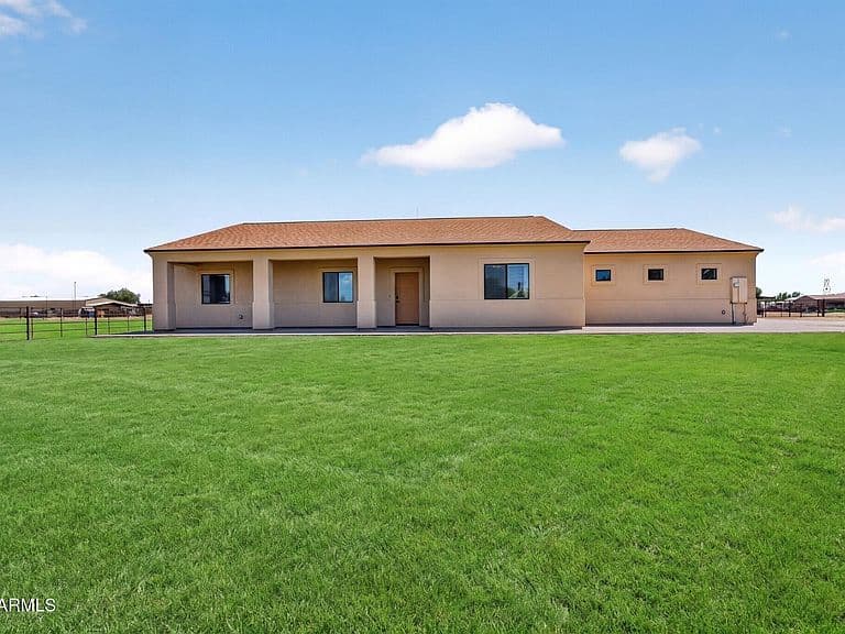3127 E JOY Drive photo 2
