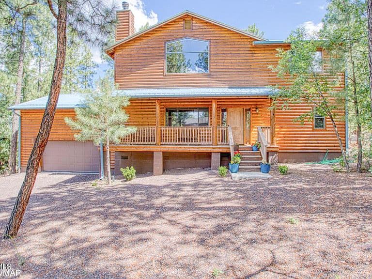 726 W SEQUOIA Lane photo 2