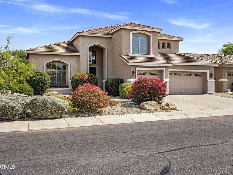 4718 E VIA MONTOYA Drive photo 1