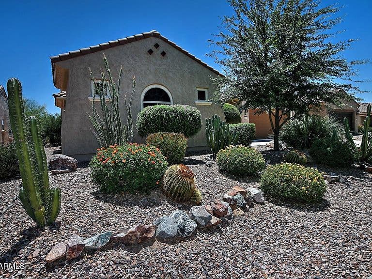 4053 N MONUMENT Drive photo 3