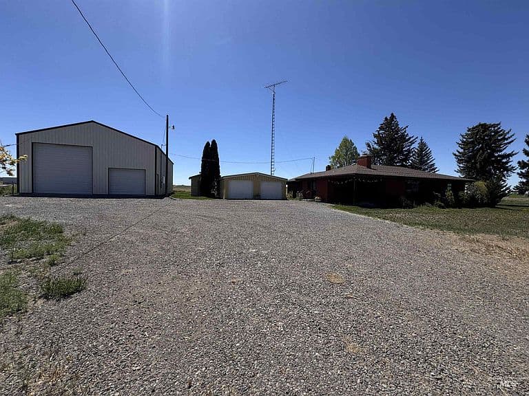 1119 E 3600 N photo 1